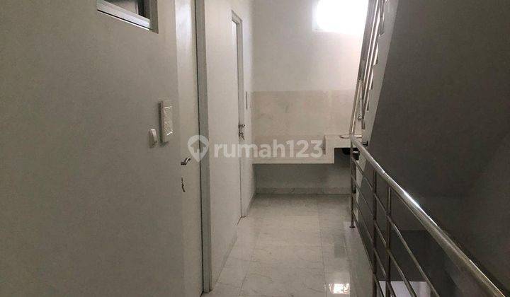 Kost 5 Star Palmerah Jakarta Barat 2