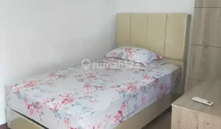 Kost Pria dengan AC dan Kamar Mandi Dalam 1