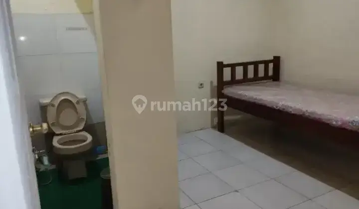 kos murah putri muslimah depan PGC cililitan  Jakarta timur 2