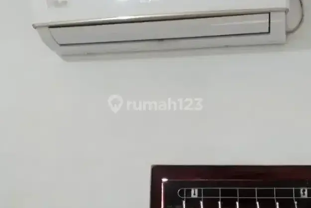 Kamar mandi dalam AC TV WIFI 1