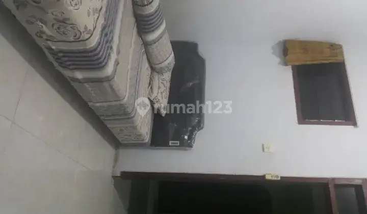 Omah Azzam Kost Kosan nyaman ramah di kantong 1