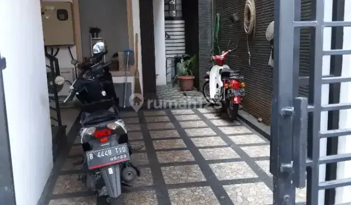 KOST DI MENTENG JAKARTA PUSAT MURAH DAN NYAMAN 1