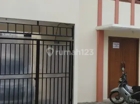 Kost khusus Putri Hayra dekat Unkris, Assafiyah, Halim Jatiwaringin 1