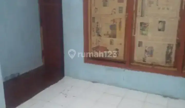 Kos murah cuma ada 2 kamar kos ada kasur springbad dn lemari 2