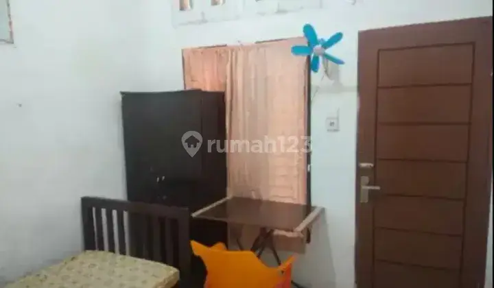 Yellow Kost Terima Sewa kost 1