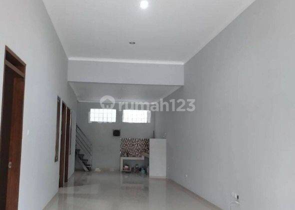 Rumah Baru Renov, Bagus, Nyaman Dan Siap Tinggal,lokasi Strategis. Harga Nego  2