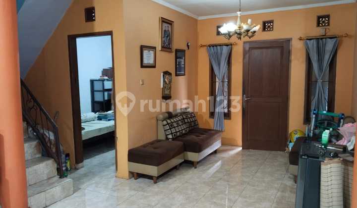 Di Jual rumah bagus siap huni full furnished di TAMAN RAHAYU Di Jual rumah bagus siap huni full furnished di TAMAN RAHAYU