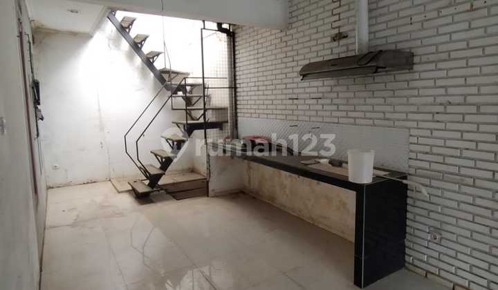 Jual Cepat Rumah Siap Huni di Taman Holis Indah 1 2