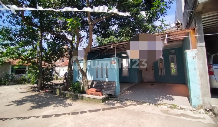 Dijual Murah rumah hitung tanah harga nego di Perum Graha Marga Asih 