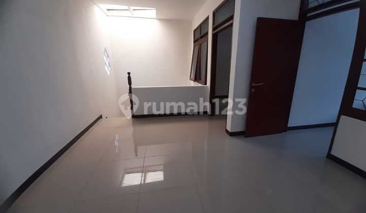 Dijual Rumah Bagus Siap Huni di Tki 2 Lokasi Strategis Harga Nego 2