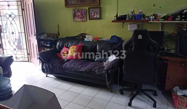 Rumah Tinggal Bagus Nyaman Siap Huni, 2 Lantai di Taman Kopo Indah Lokasi Strategis. Harga Nego Rumah Tinggal Bagus Nyaman Siap Huni, 2 Lantai di Taman Kopo Indah Lokasi Strategis. Harga Nego