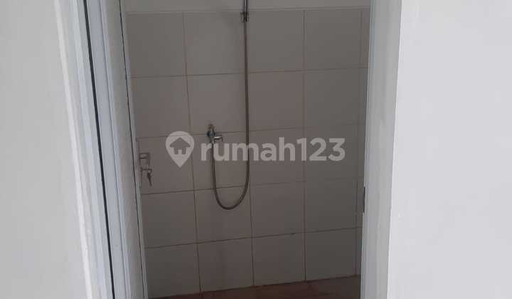 Disewakan rumah baru siap huni di Mekarsari Regency, harga nego 2