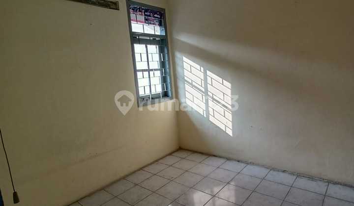 Dijual murah rumah terawat siap huni di Taman Kopo Indah 1 harga nego 2