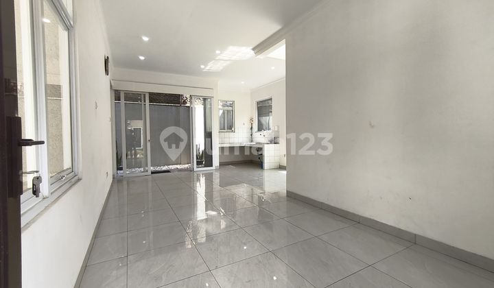Sale rumah baru harga ramah di kantong  di KOPO PERMAI