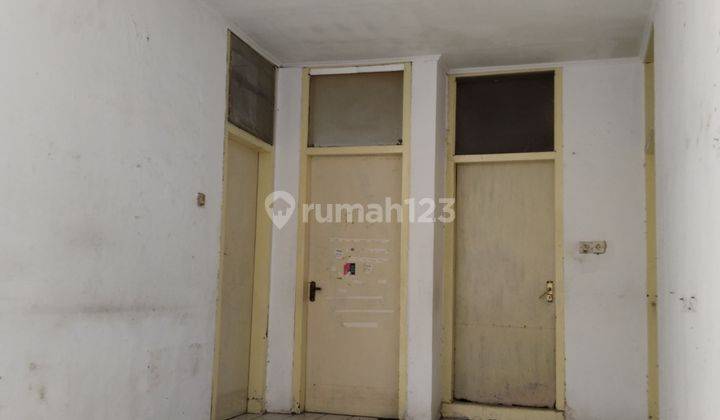 Murah, Jual Rumah Siap Huni, Lokasi Strategis Harga Nego  2