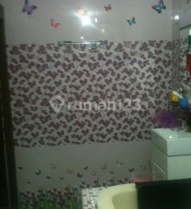 Nice House For Sale, Ready to Occupy in Sarijadi Housing Complex, Negotiable Price 2