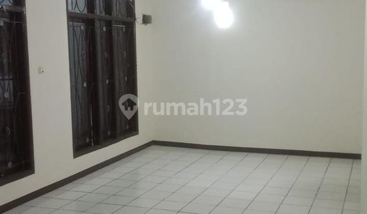 Di Jual rumah siap huni main road di Permata kopo 2