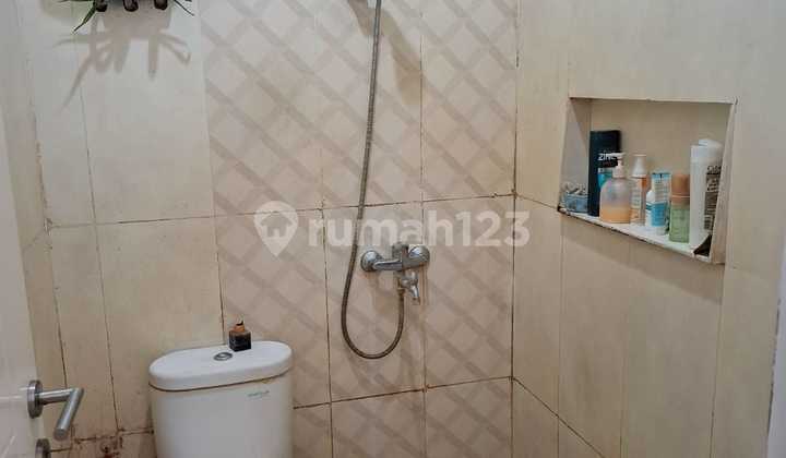 Jual cepat rumah cantik lokasi strategis di TKI V harga nego 2