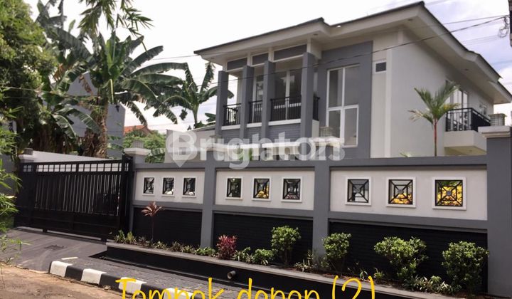 RUMAH MEWAH 2,5LT SIAP HUNI JATIWARNA BEKASI RUMAH MEWAH 2,5LT SIAP HUNI JATIWARNA BEKASI