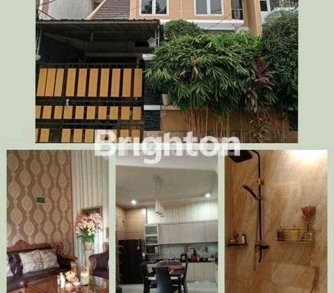 Beautiful 2-Story House in Nusa Indah 5, the Foremost Cluster Beautiful 2-Story House in Nusa Indah 5, the Foremost Cluster