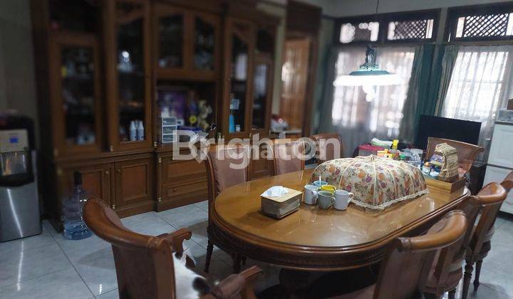 RUMAH BESAR ASRI DI BOULEVARD PERUM BULOG JATIMELATI BEKASI 2