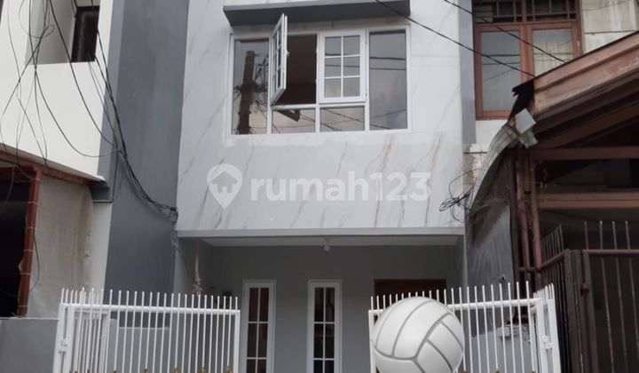 Dijual Rumah Di Taman Palem Cengkareng