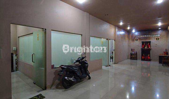 RUMAH MEWAH DI KOMPLEK SETIA JADI TOWNHOUSE dekat KRAKATAU 2