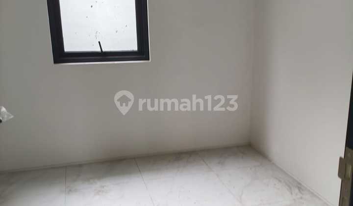 Disewakan Citra 8 , Lavia 2