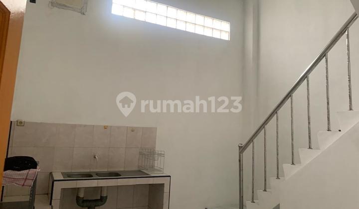 Rumah Disewakan Di Jelambar 2