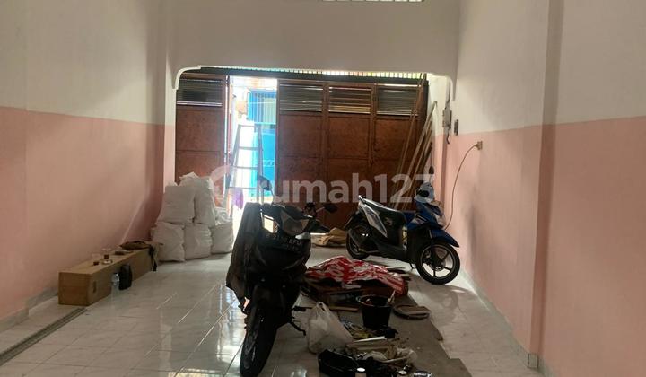 Rumah Disewakan Di Jelambar