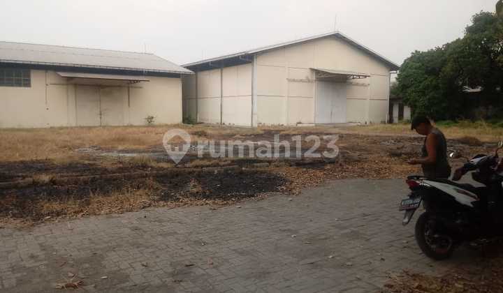 Gudang di Raya Gempol Pandaan Nol Jalan Nasional Surabaya-Pandaan-Malang Kawasan Pabrik Gudang di Raya Gempol Pandaan Nol Jalan Nasional Surabaya-Pandaan-Malang Kawasan Pabrik