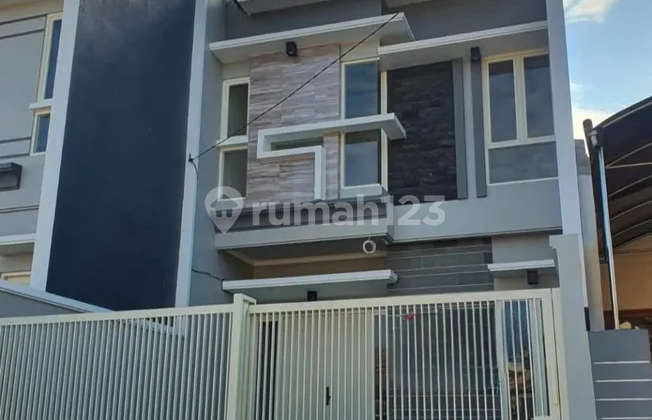 Rumah baru Gress 2 lantai Minimalis Modern di Nginden Intan Timur row jalan lebar