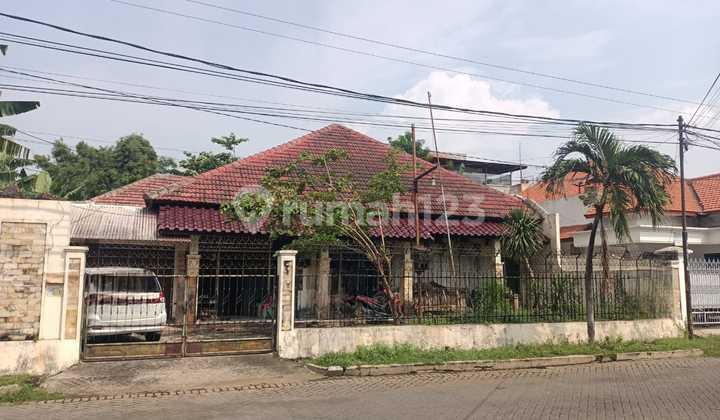 Rumah Jemursari Surabaya 18x30 2Lantai Bangunan Bagus Terawat Siap Huni Rumah Jemursari Surabaya 18x30 2Lantai Bangunan Bagus Terawat Siap Huni