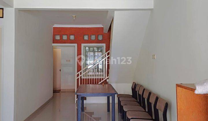 Flash Sale Rumah Minimalis 2 Lantai Purimas Rungkut Surabaya Sudah Renov Bagus Terawat Murah 1M An 1