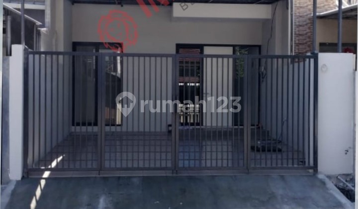 Rumah Baru Darmo Satelit sangat Strategis dekat Sekolah, Rumah Sakit, Supermarket, Tol Rumah Baru Darmo Satelit sangat Strategis dekat Sekolah, Rumah Sakit, Supermarket, Tol