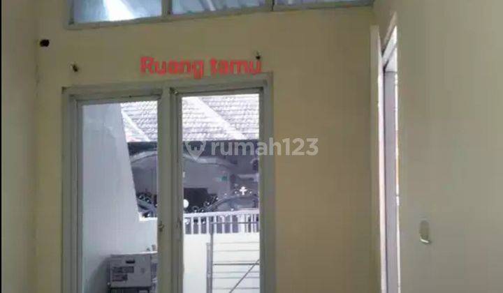 Disewakan Rumah Minimalis modern tergolong baru di Area Dekat Karang Empat Surabaya 2