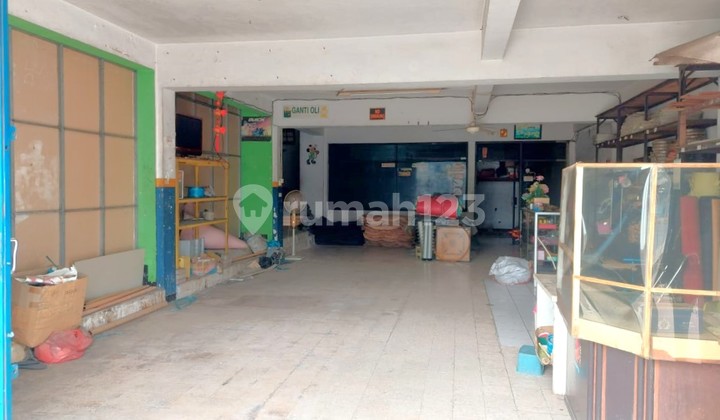 Ruko 2 jejer sangat luas di Pusat Kota Mojokerto Jl Majapahit Pusat Bisnis 2