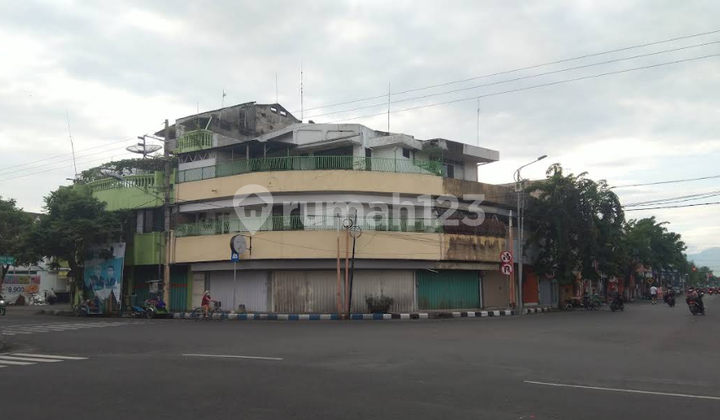 Ruko 1 lantai siap Omset di Pusat Bisnis Jalan Majapahit Kota Mojokerto