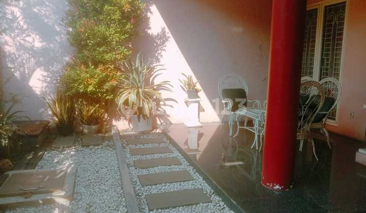 Drop 400 Million!! Must-See Deltasari Waru Sidoarjo House Kt3+1 Ready to Live In 10X20 Already Renovated Beautifully 2