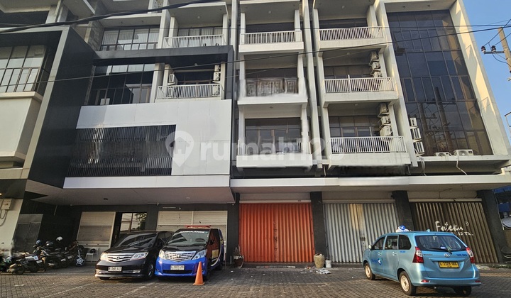 PUSAT KOTA LOKASI PREMIUM Ruko Raya Ngagel Surabaya 4 Lantai Hdp Jalan Raya Cocok Utk Kantor, Klinik, Bank dll 2