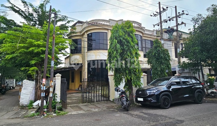 Disewakan Rumah Barata Jaya Surabaya 2.5Lantai Bonus Gudang 9x15 Cocok untuk Kantor Distributor, Ekspedisi, Workshop dll 2