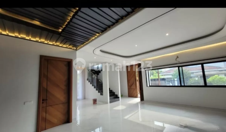 Rumah Baru Gress Semi Furnish di Manyar Kertoadi Surabaya  2