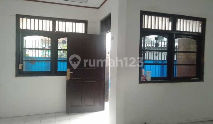 Rumah di Kemanggisan Jakarta Barat Lokasi Strategis Nego 2
