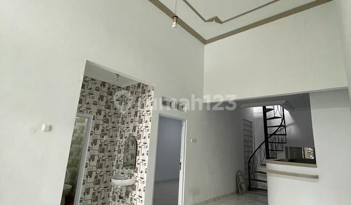Ready-to-Occupy Residential House in Banjar Wijaya Tangerang Strategic Location 2