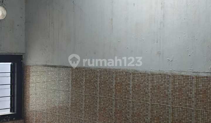 House in Percetakan Negara, Central Jakarta, Strategic Location, Negotiable 2