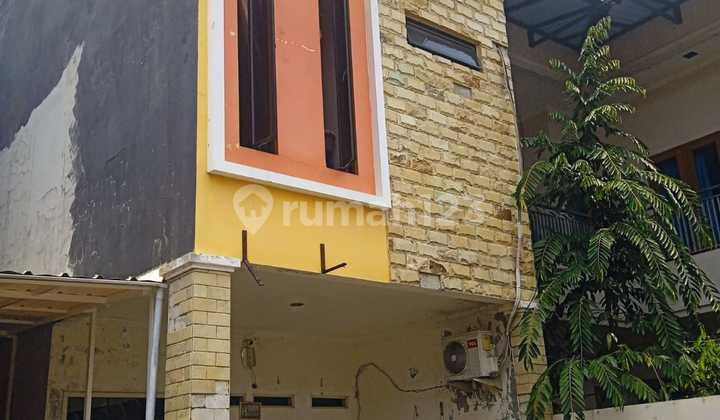 Dijual Rumah Murah Harga Dibawah Pasaran di Jalan Kelapa Tiga, Jagakarsa, Jakarta Selatan