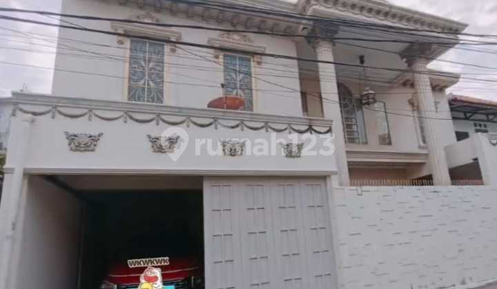 Rumah Mewah Tebet, Desain Elegan, 240M, 2Lt, SHM, 4,2M All In! Rumah Mewah Tebet, Desain Elegan, 240M, 2Lt, SHM, 4,2M All In!