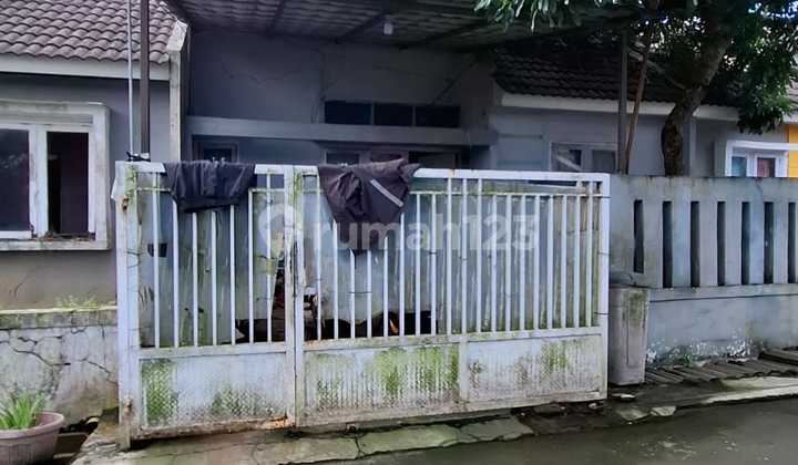 Hot Deal! SHM House in Bekasi for 300 Million - Near Toll Road 2