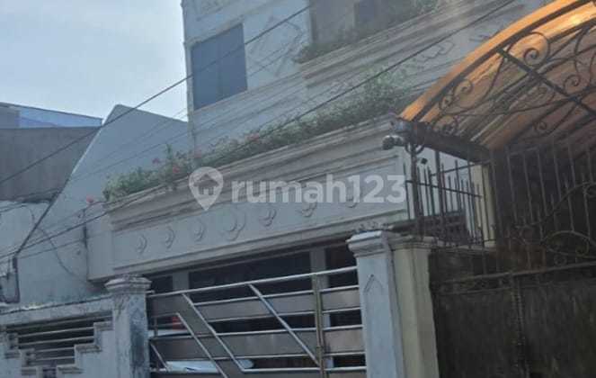 Rumah Mewah Murah Jalan Taman Sari, 3Lt, 260M, SHM, 2,8M All In!