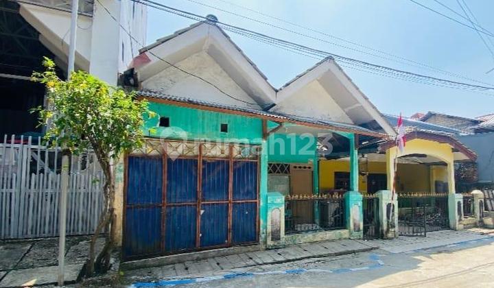 Dijual Rumah di Komplek Pura Bojong Gede Akses Mobil Strategis. (Via Lelang) 2
